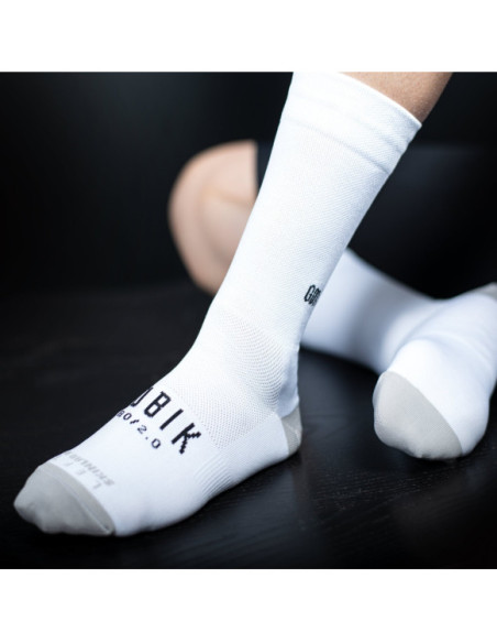 Meias de Ciclismo Gobik IRO 2.0 Unisexo WHITE LOGO